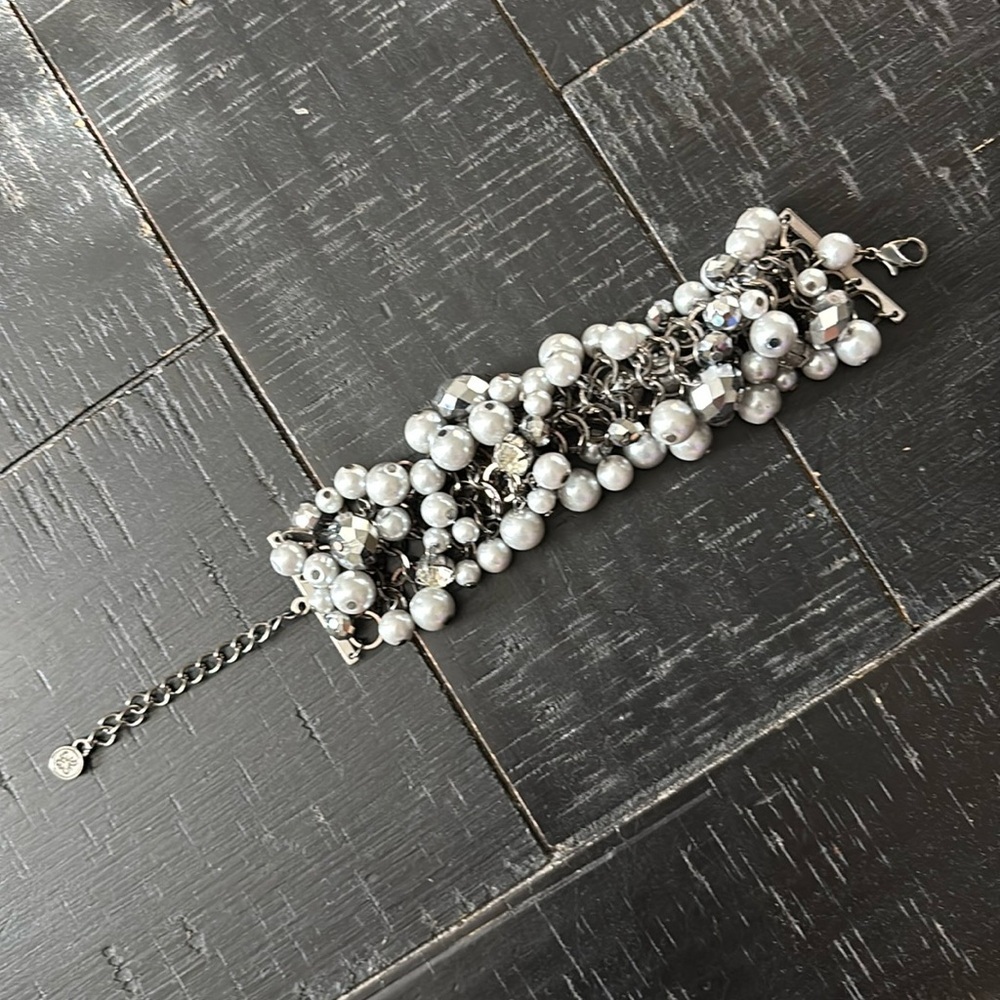 Simply Vera Wang Faux Pearl Beaded Rhinestone Gunmetal Silver Tone Bracelet